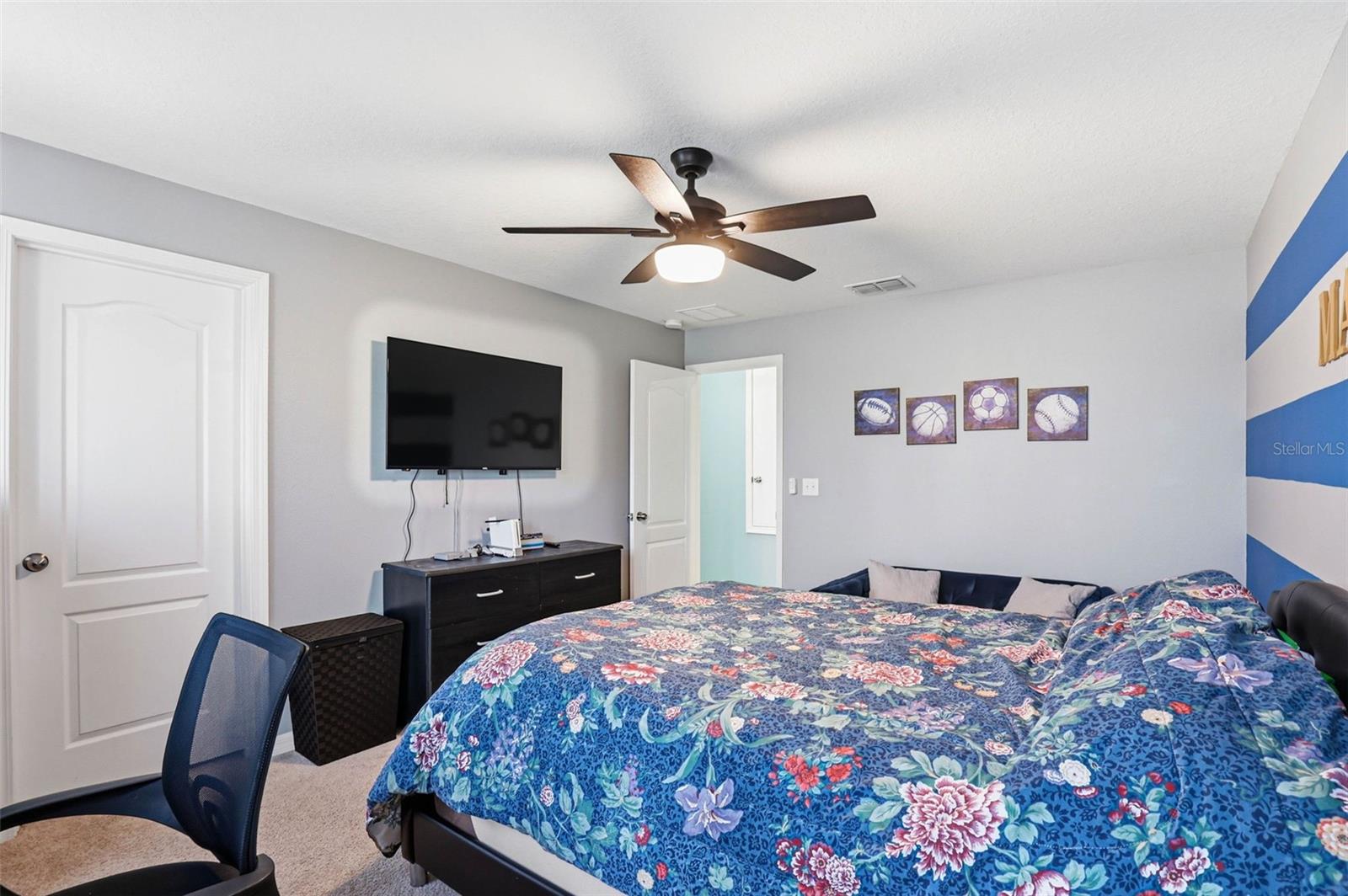 Image 34 of 69 For 4390 Fennwood Court