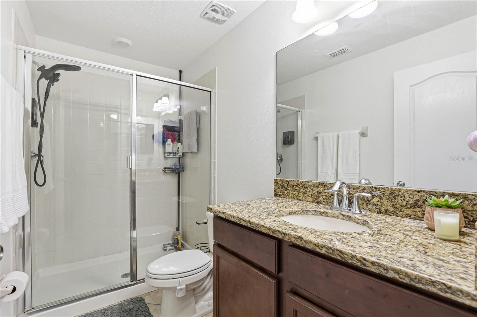 Image 36 of 69 For 4390 Fennwood Court
