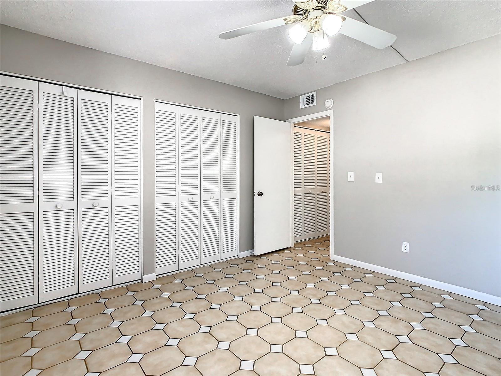 Image 11 of 20 For 2607 Cedar View Court