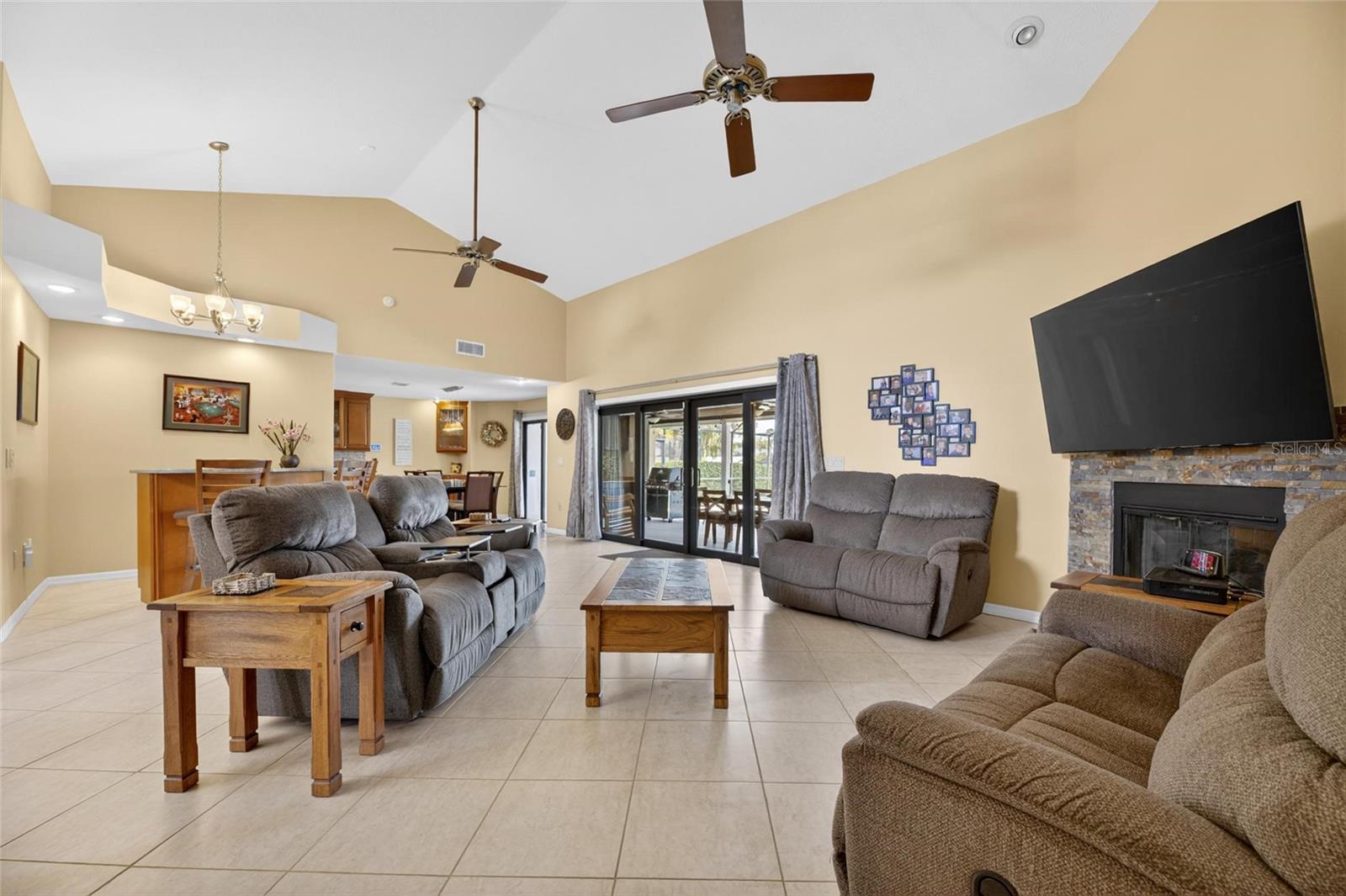 Image 17 of 96 For 6603 Blackfin Way