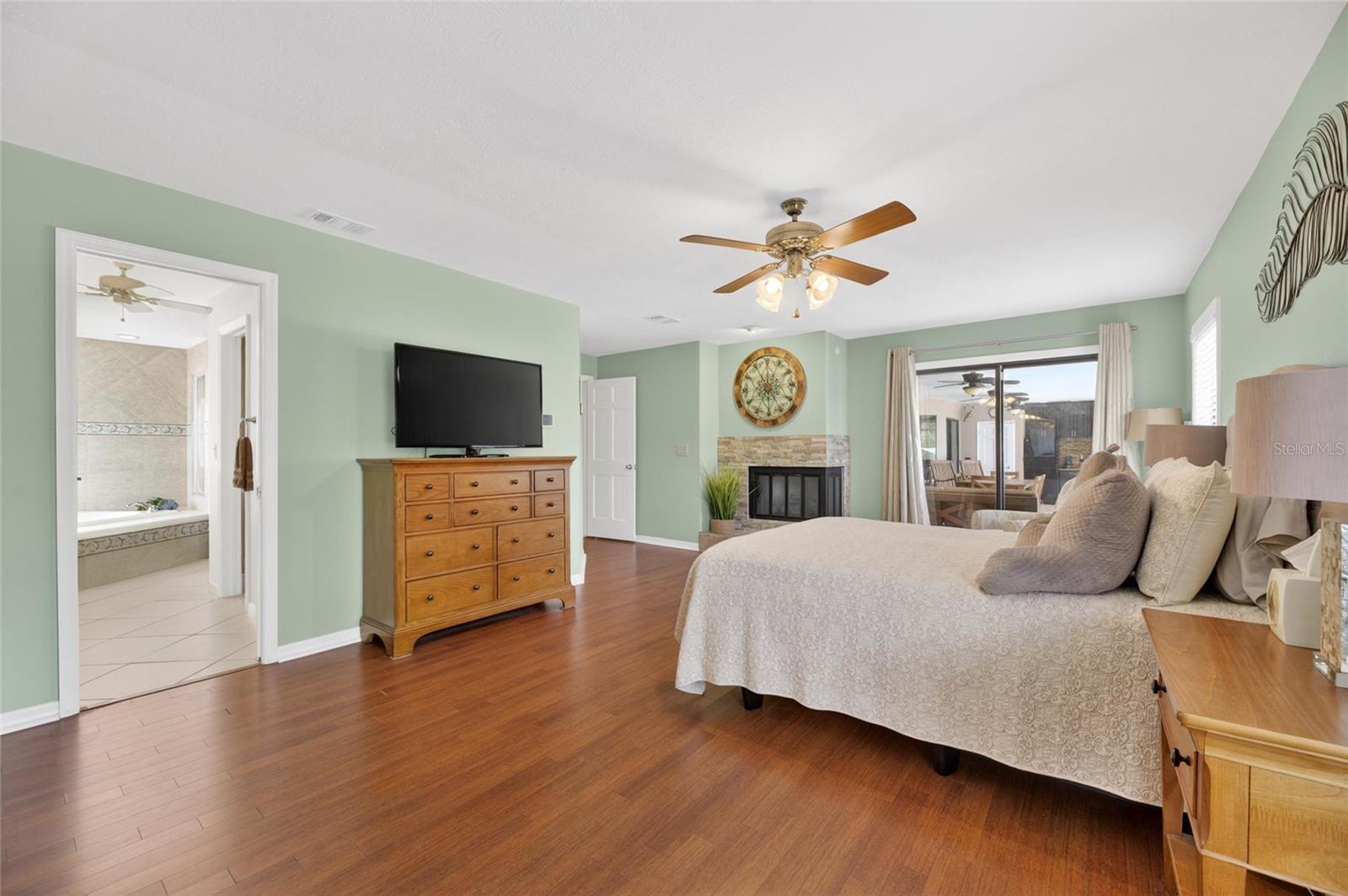 Image 43 of 96 For 6603 Blackfin Way