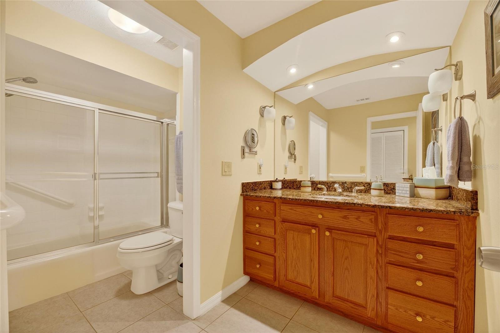 Image 51 of 96 For 6603 Blackfin Way