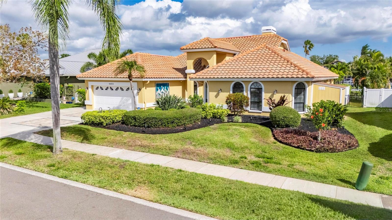 Image 91 of 96 For 6603 Blackfin Way