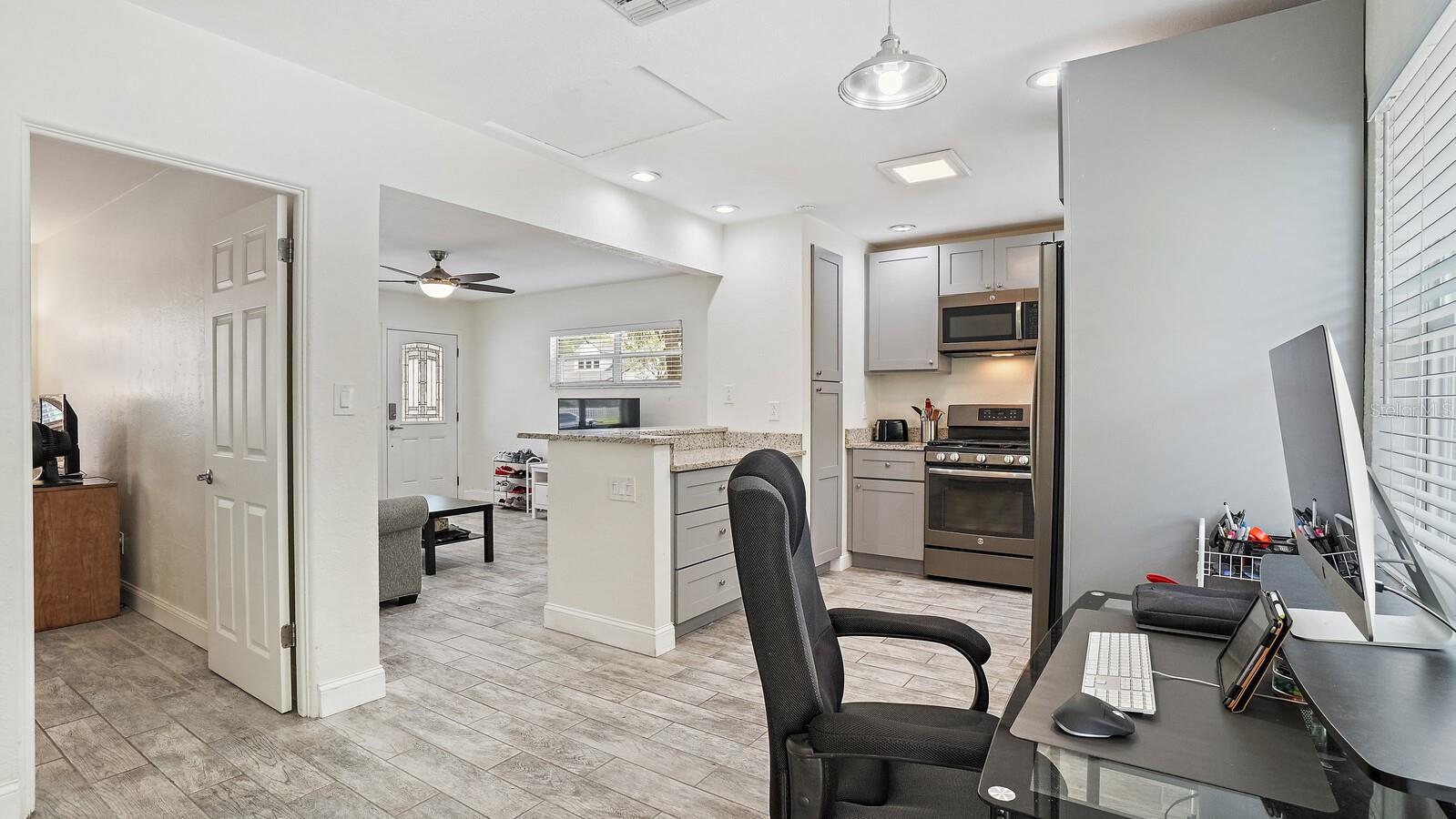 Image 10 of 27 For 263 22nd Street N