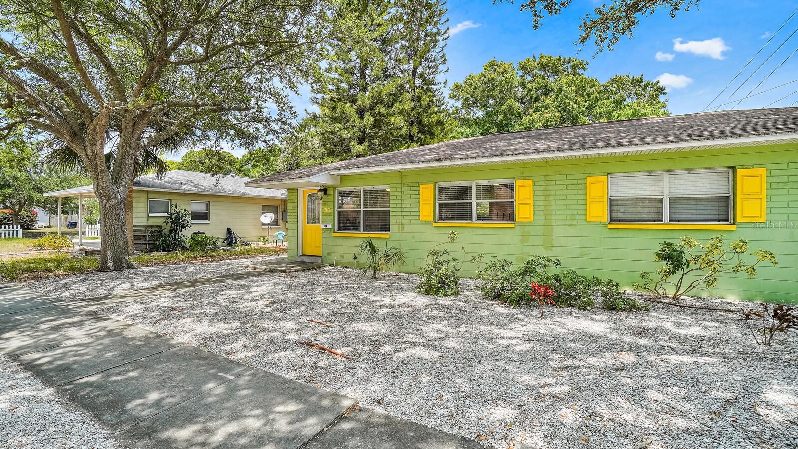 Image 4 of 27 For 263 22nd Street N