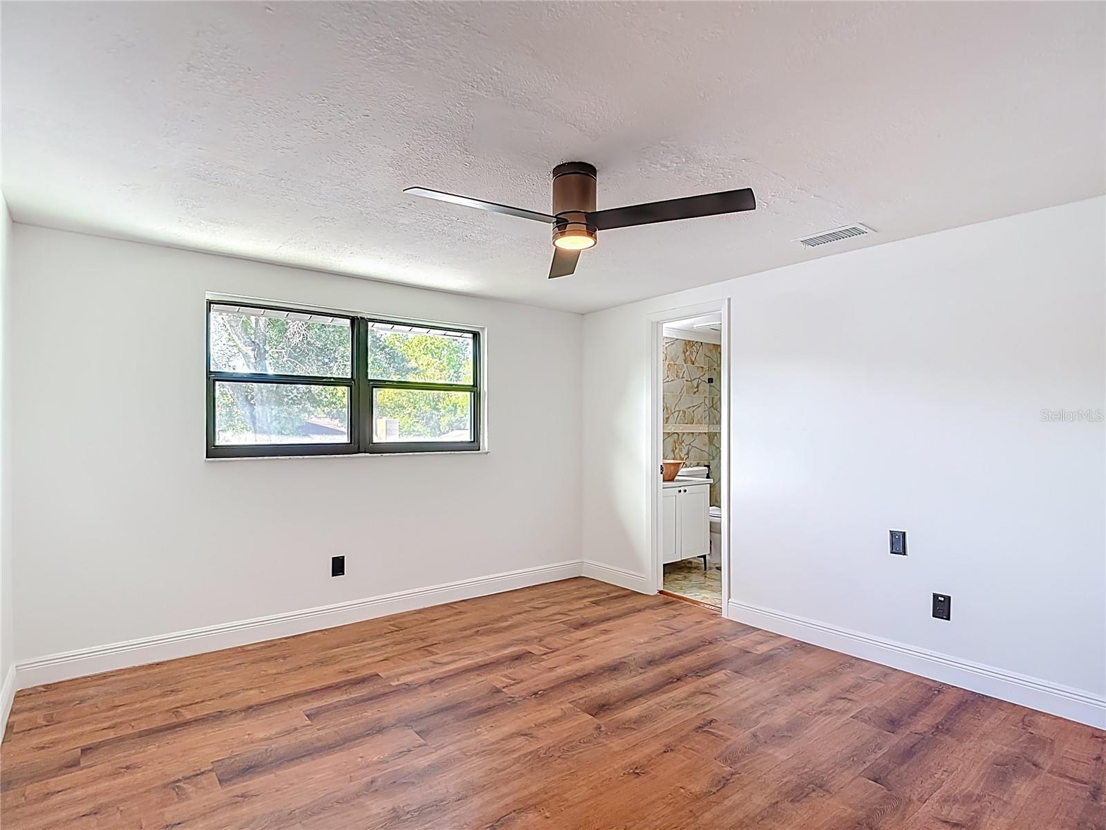 Image 33 of 65 For 4012 Braesgate Lane