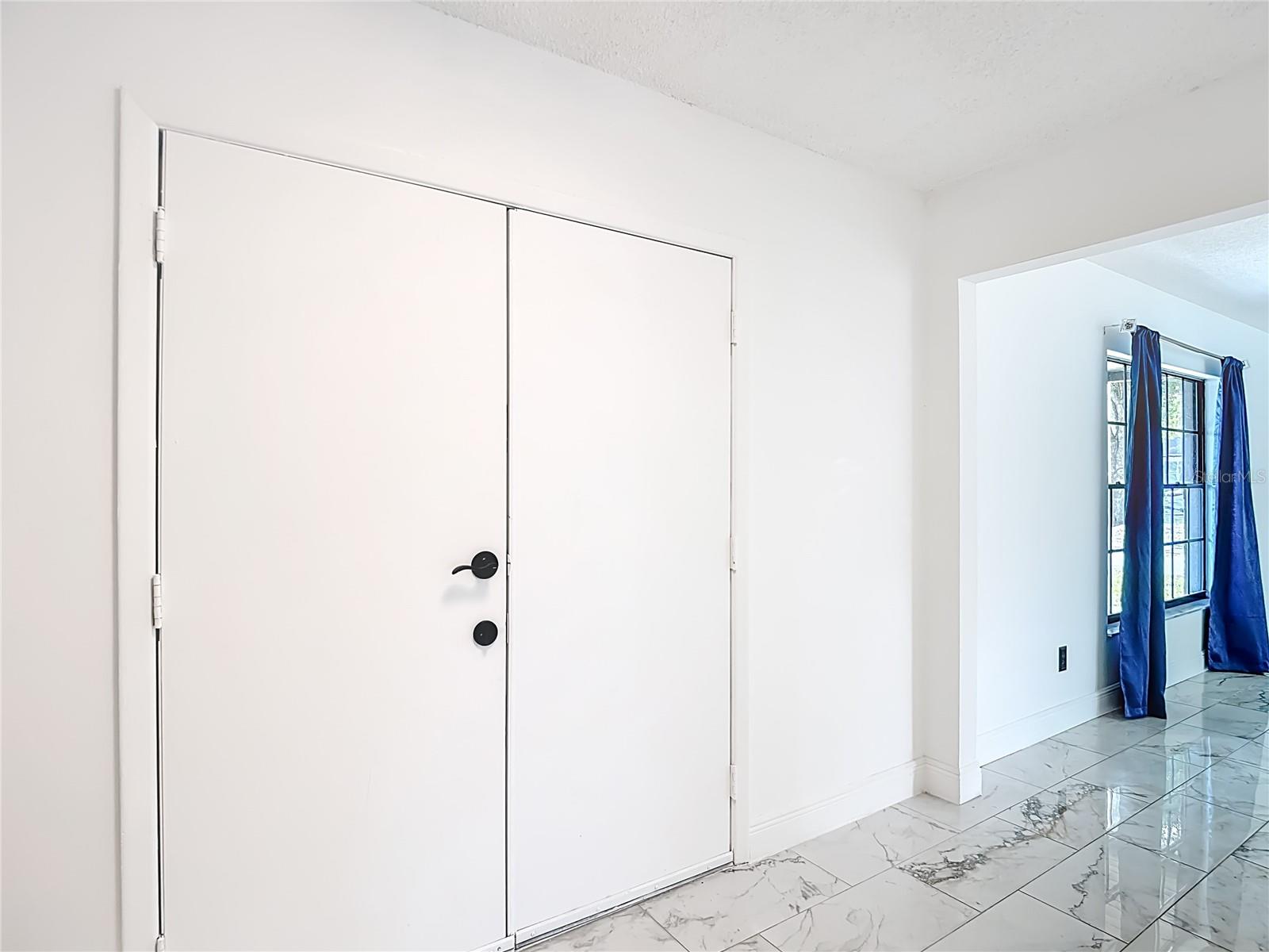 Image 6 of 65 For 4012 Braesgate Lane