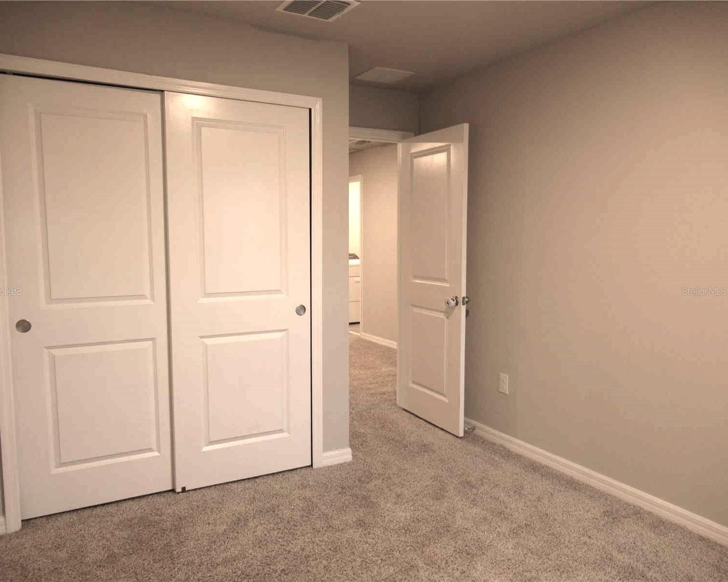 Image 8 of 20 For 2763 Chestnut Creek Place