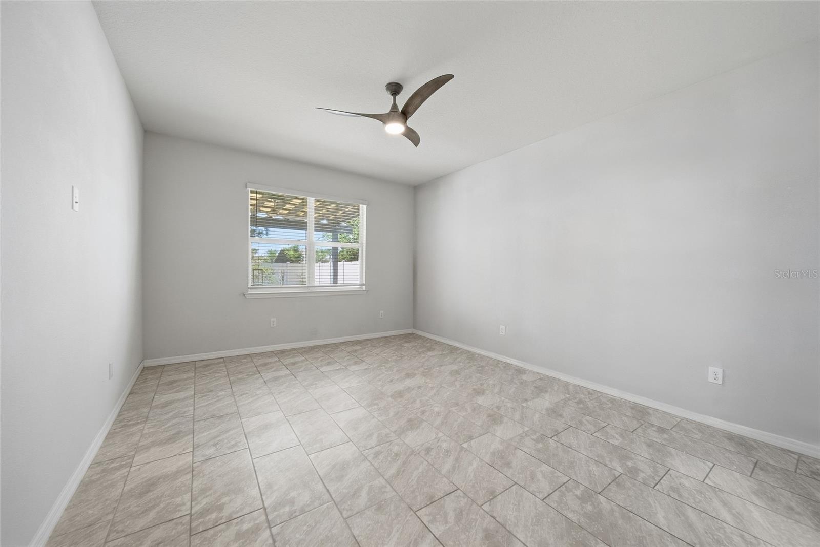 Image 16 of 48 For 11009 Green Harvest Drive