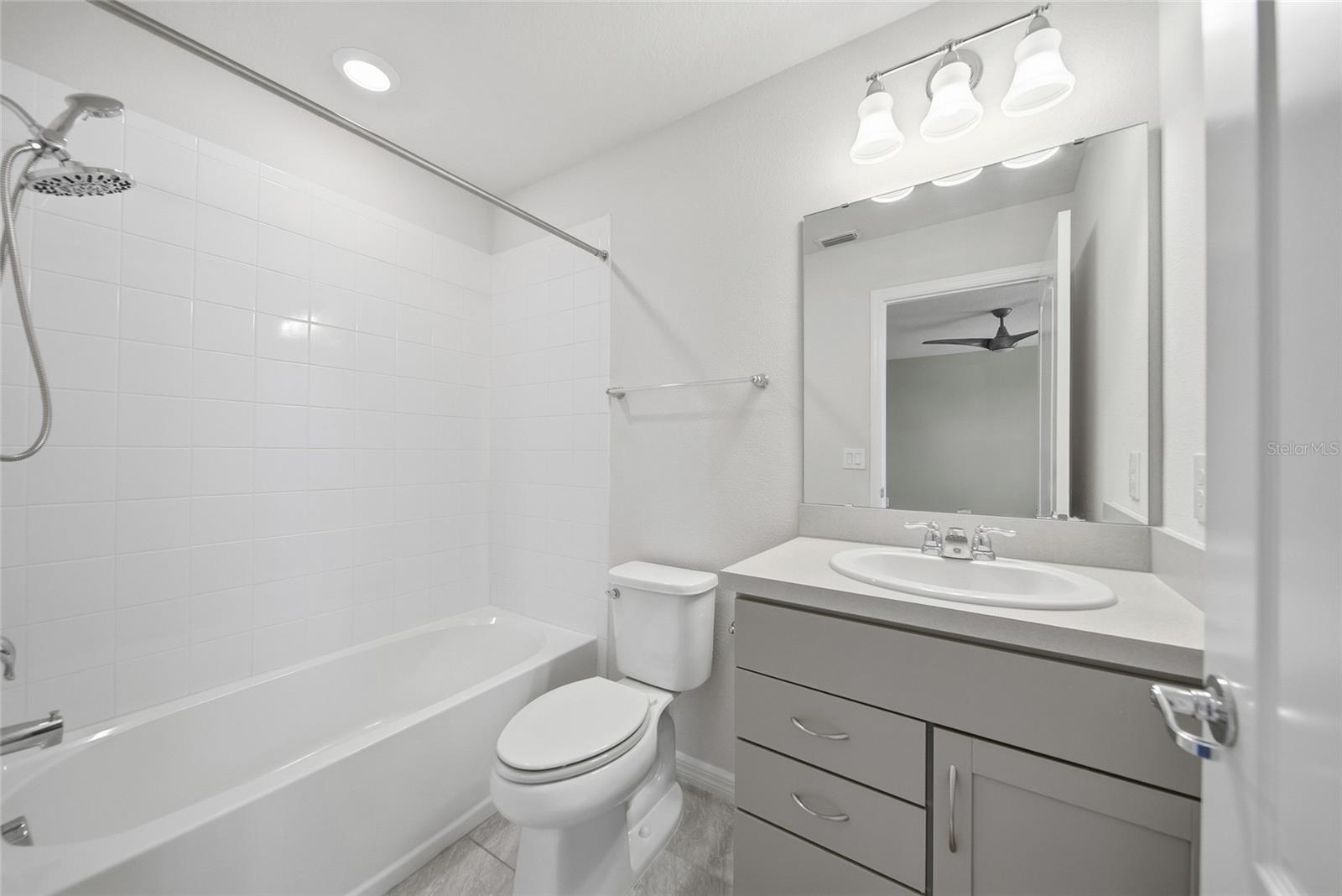 Image 33 of 48 For 11009 Green Harvest Drive