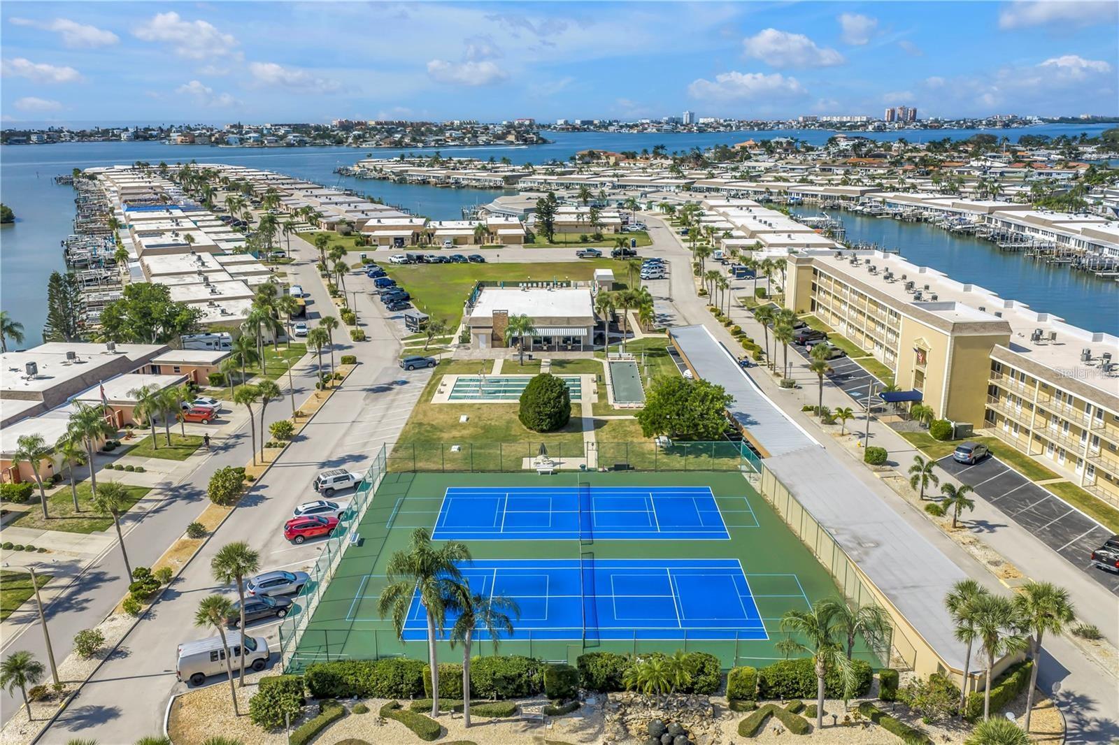 Image 6 of 34 For 143 Boca Ciega Point