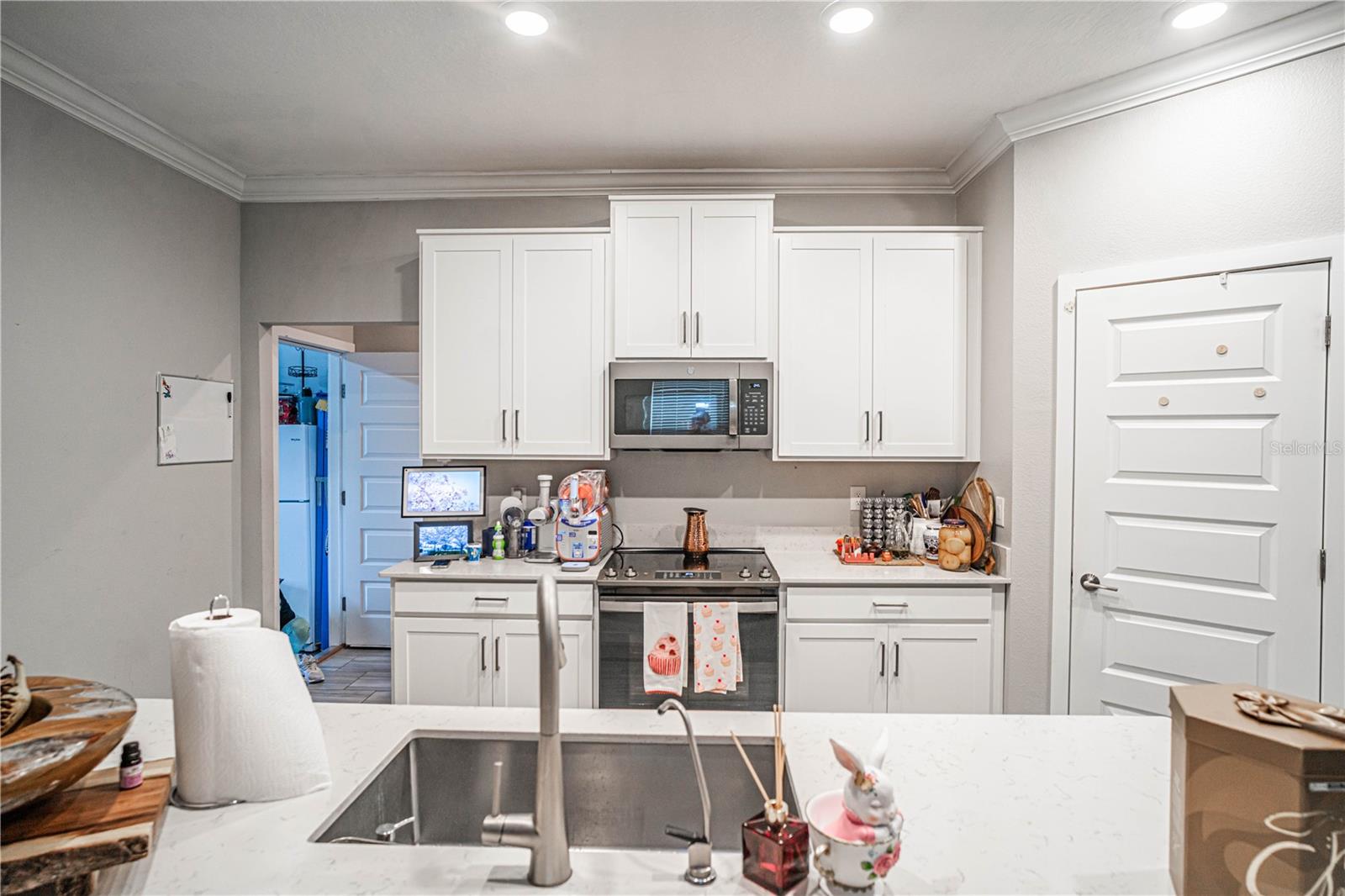 Image 5 of 31 For 9882 Campanula Court