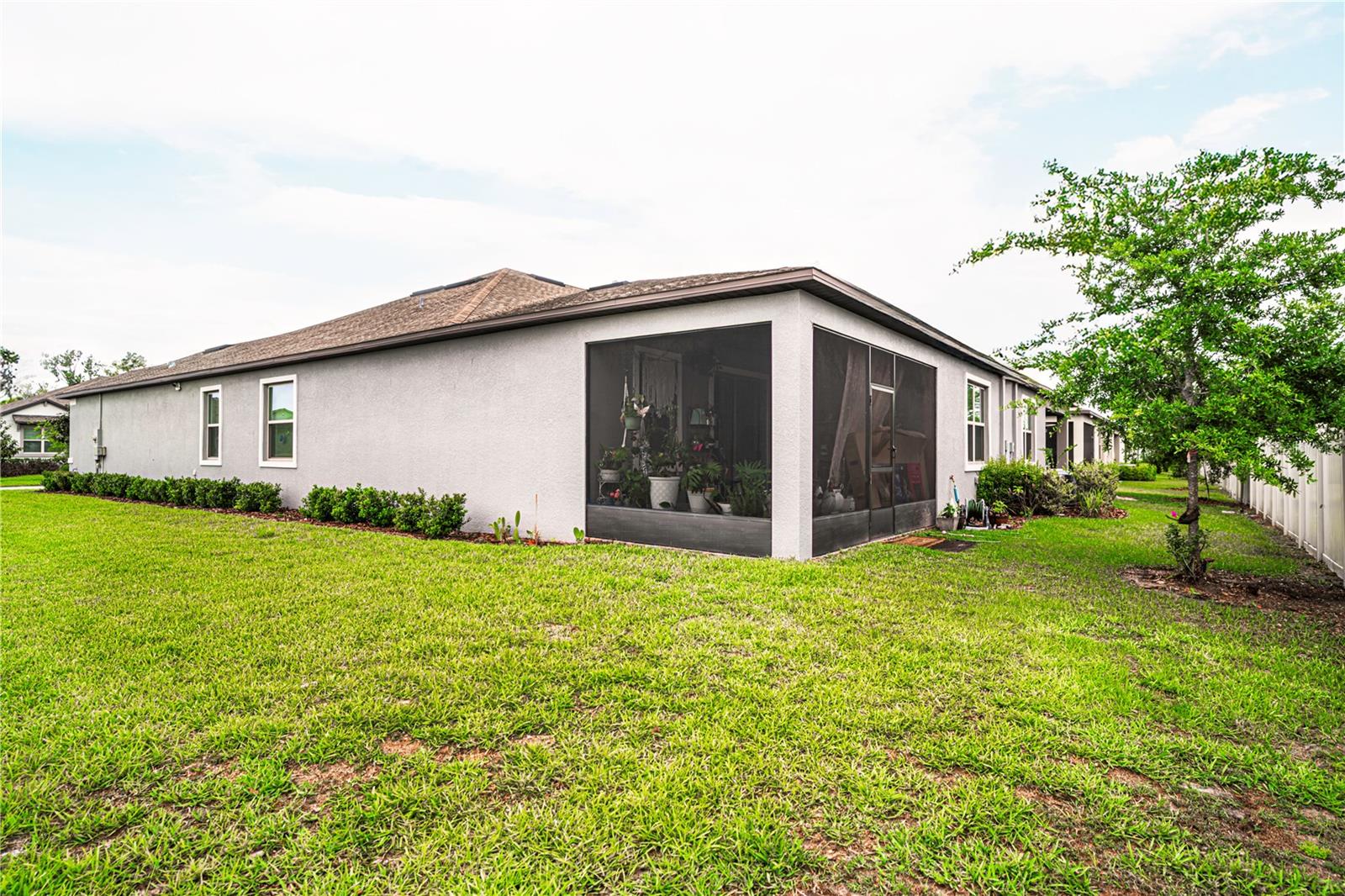 Image 9 of 31 For 9882 Campanula Court