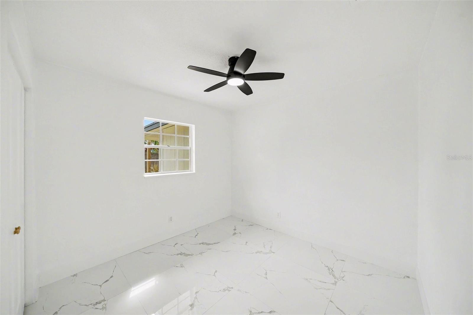 Image 15 of 32 For 7813 Matanzas Avenue