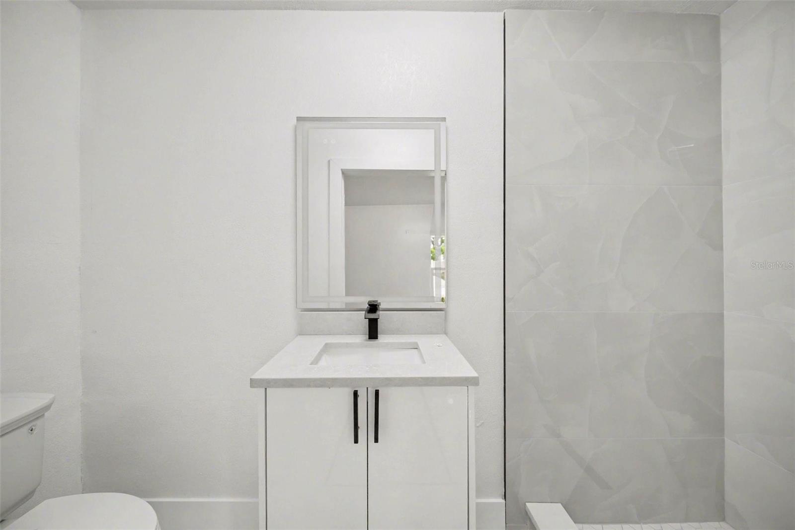 Image 20 of 32 For 7813 Matanzas Avenue