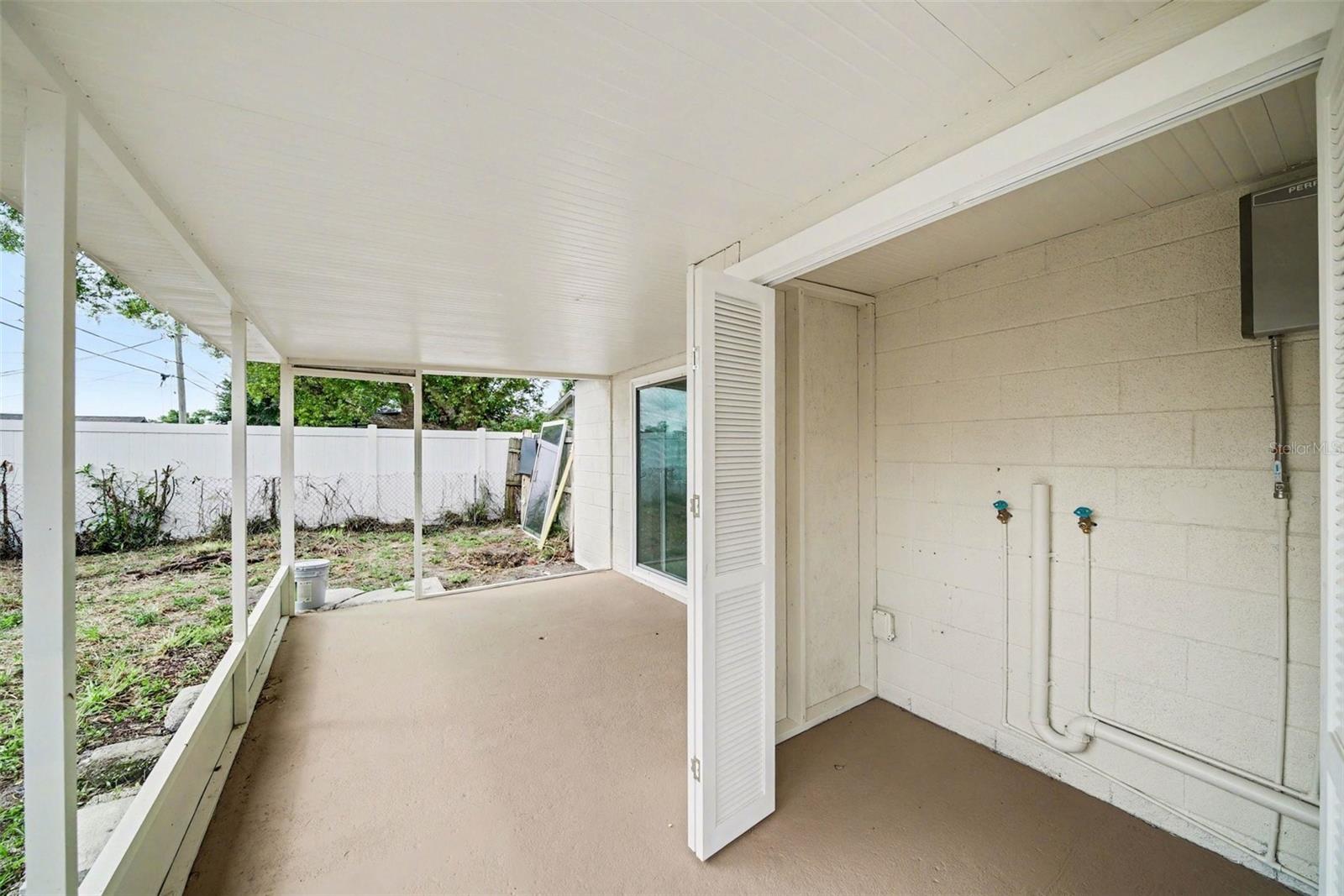 Image 22 of 32 For 7813 Matanzas Avenue