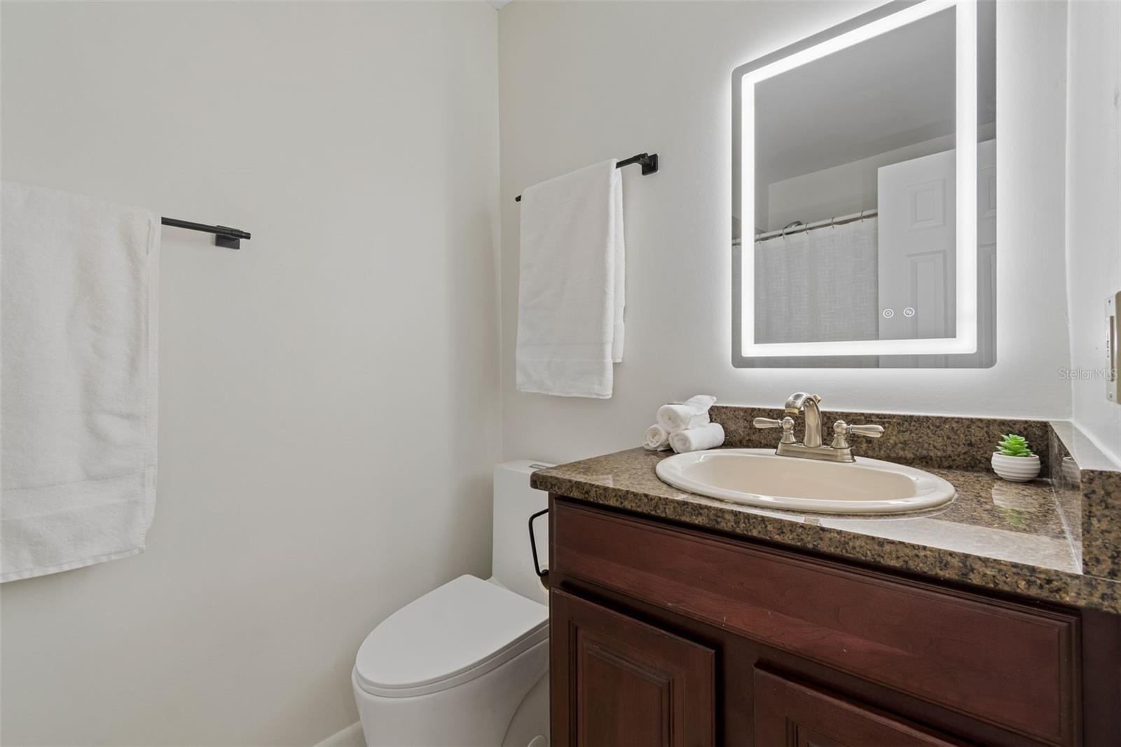 Image 40 of 97 For 15824 Knollview Drive