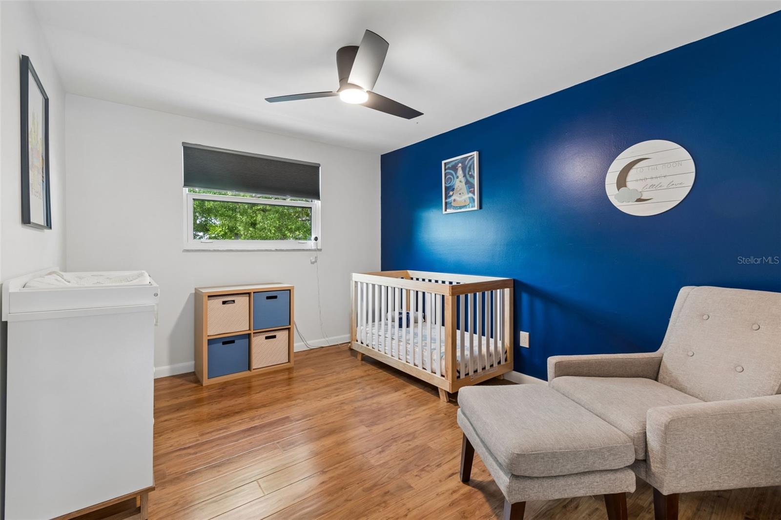 Image 46 of 97 For 15824 Knollview Drive