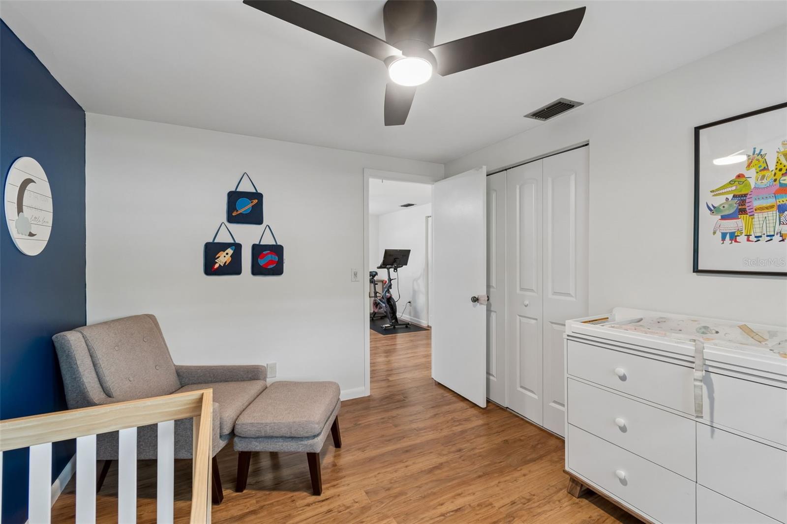 Image 48 of 97 For 15824 Knollview Drive