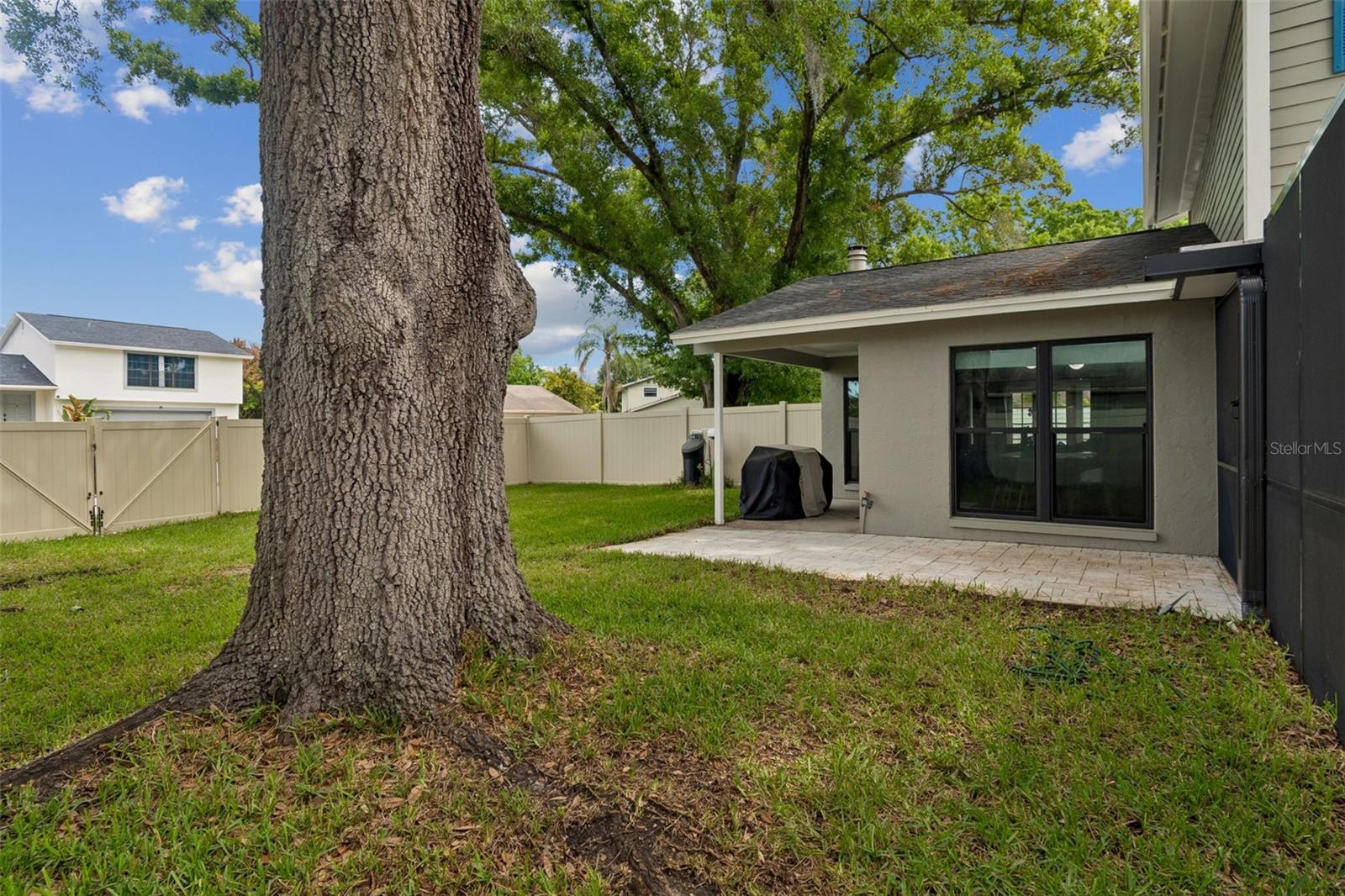 Image 72 of 97 For 15824 Knollview Drive