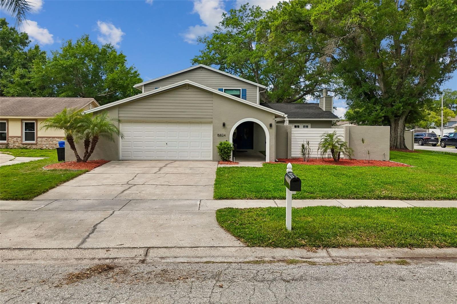 Image 77 of 97 For 15824 Knollview Drive