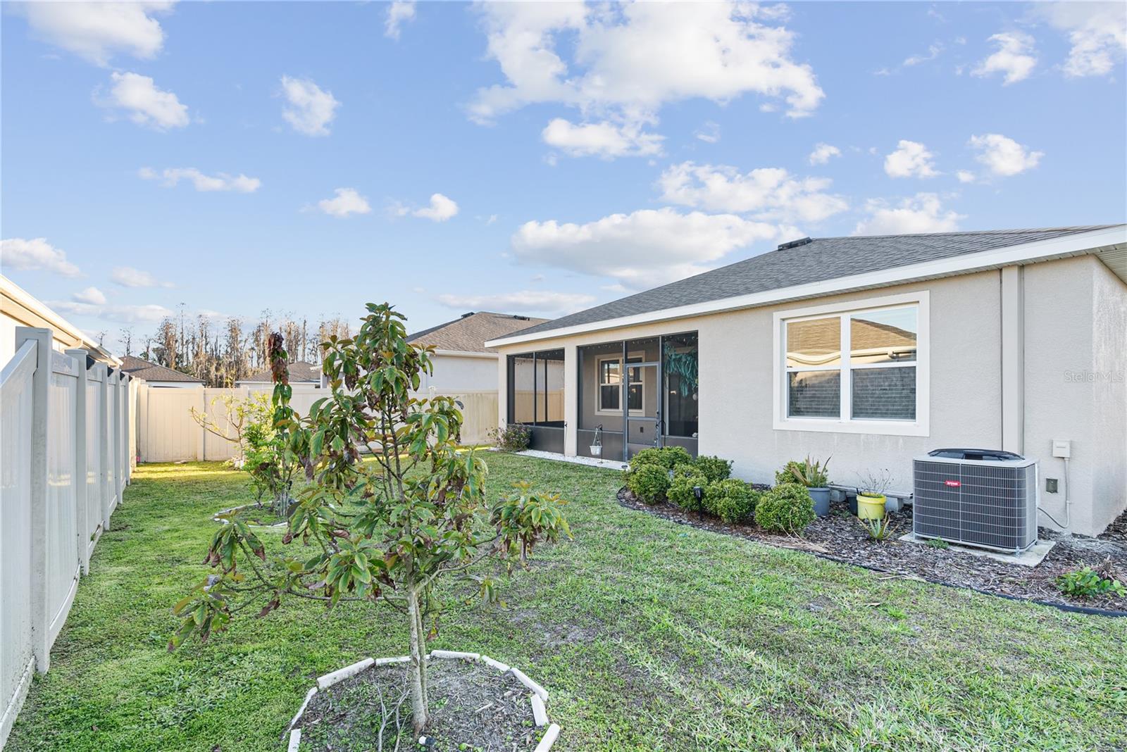 Image 22 of 24 For 1092 Pipestone Place