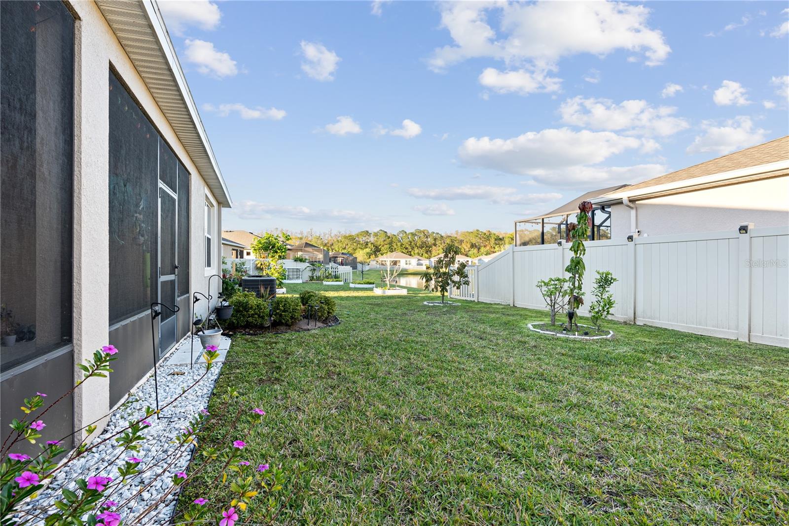 Image 24 of 24 For 1092 Pipestone Place