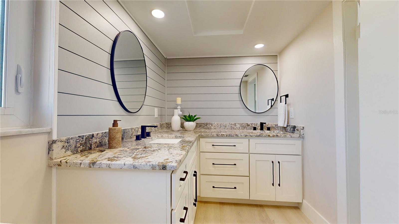 Image 30 of 48 For 6380 3rd Palm Point