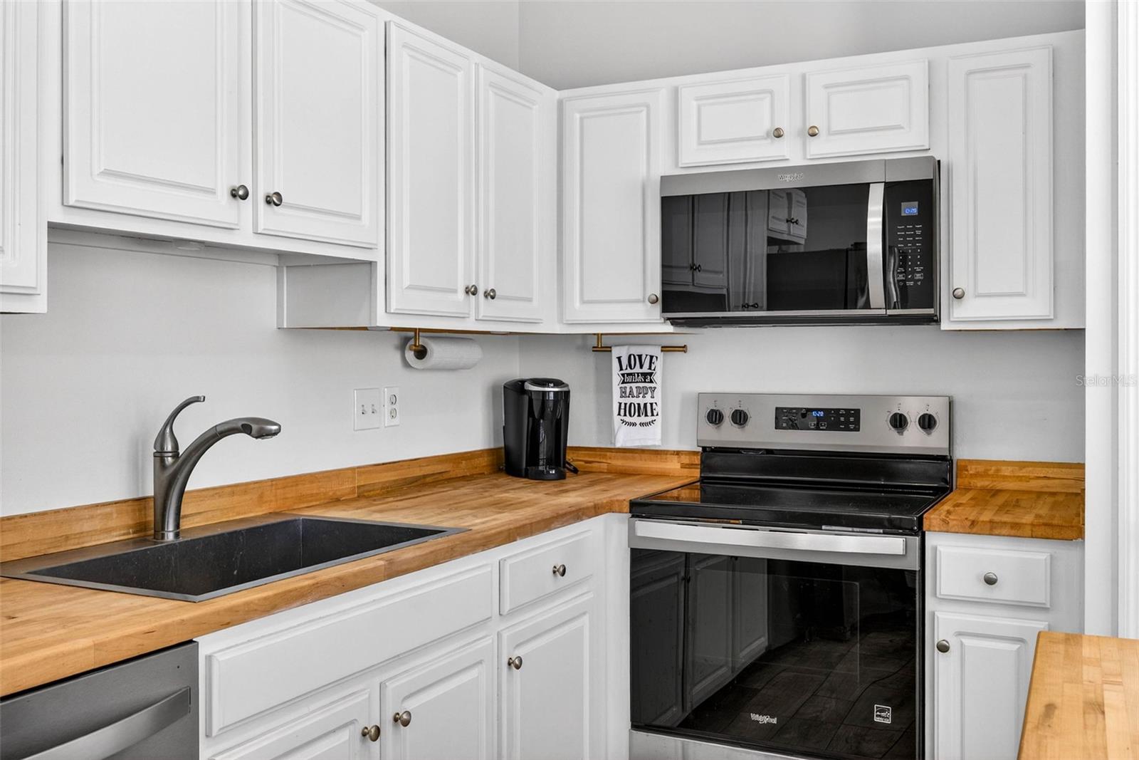 Image 25 of 55 For 6450 Ashville Dr