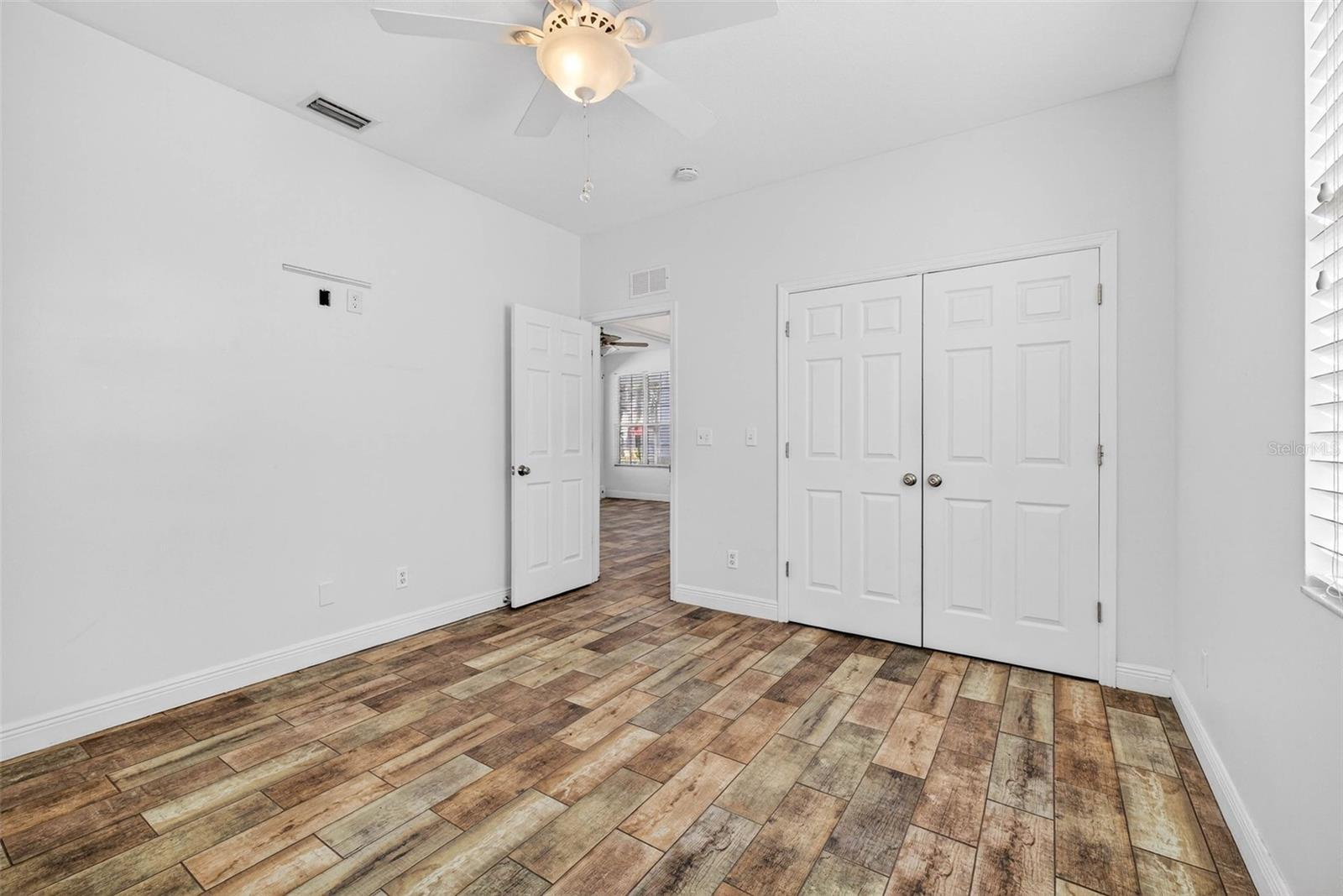 Image 35 of 55 For 6450 Ashville Dr