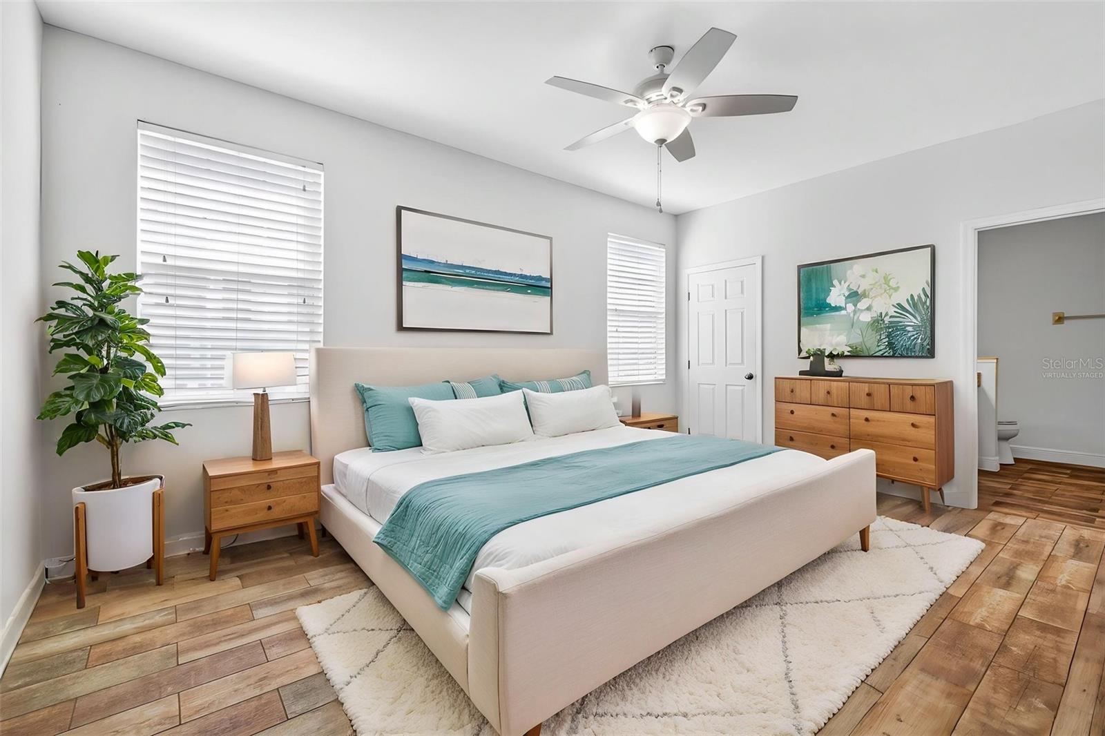 Image 38 of 55 For 6450 Ashville Dr