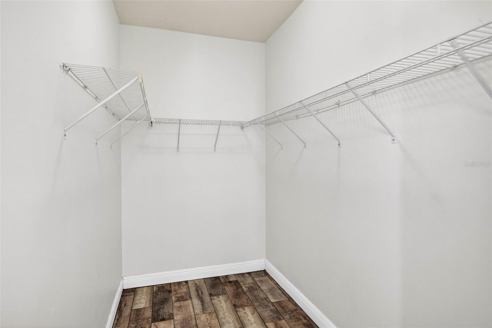 Image 40 of 55 For 6450 Ashville Dr