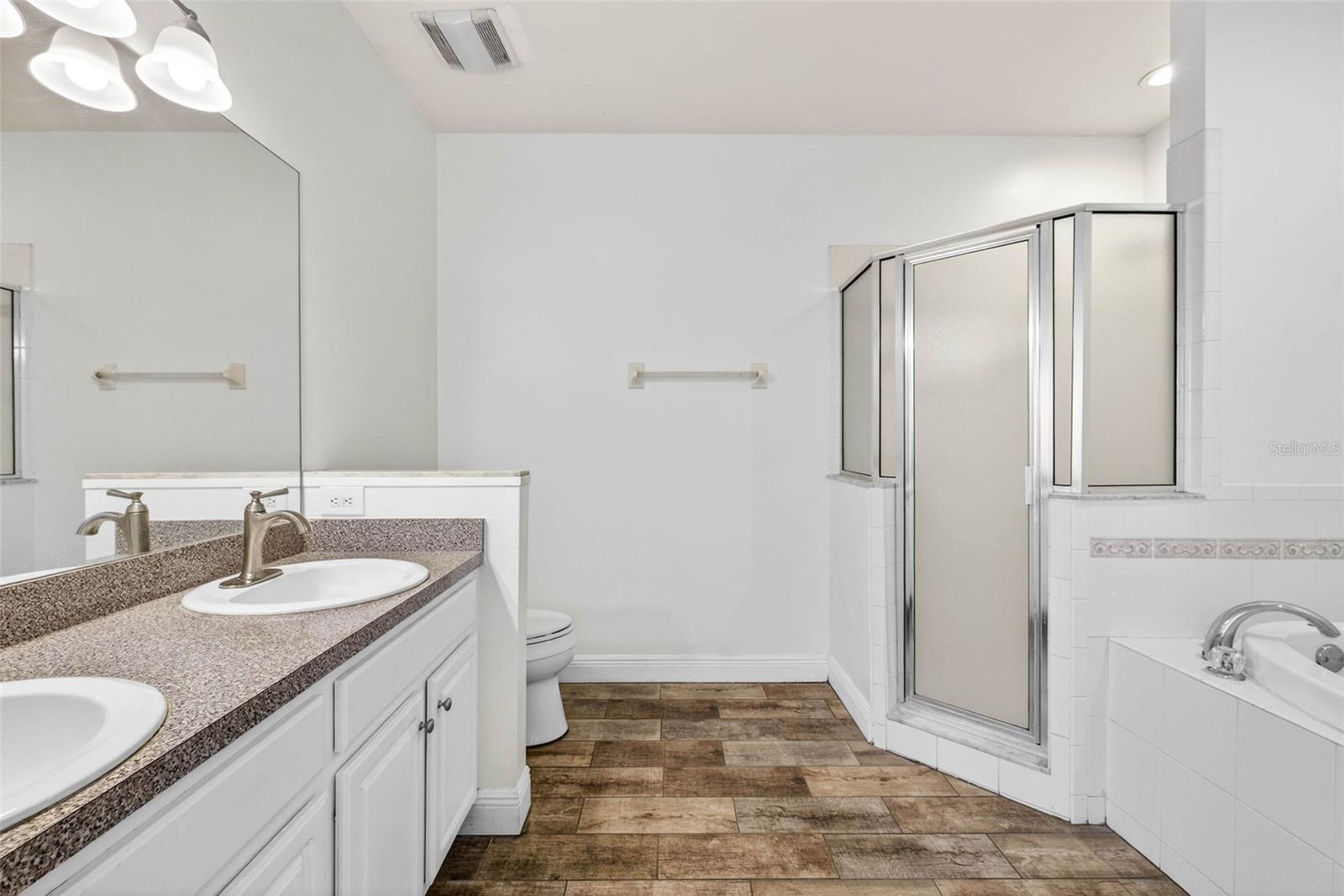 Image 41 of 55 For 6450 Ashville Dr