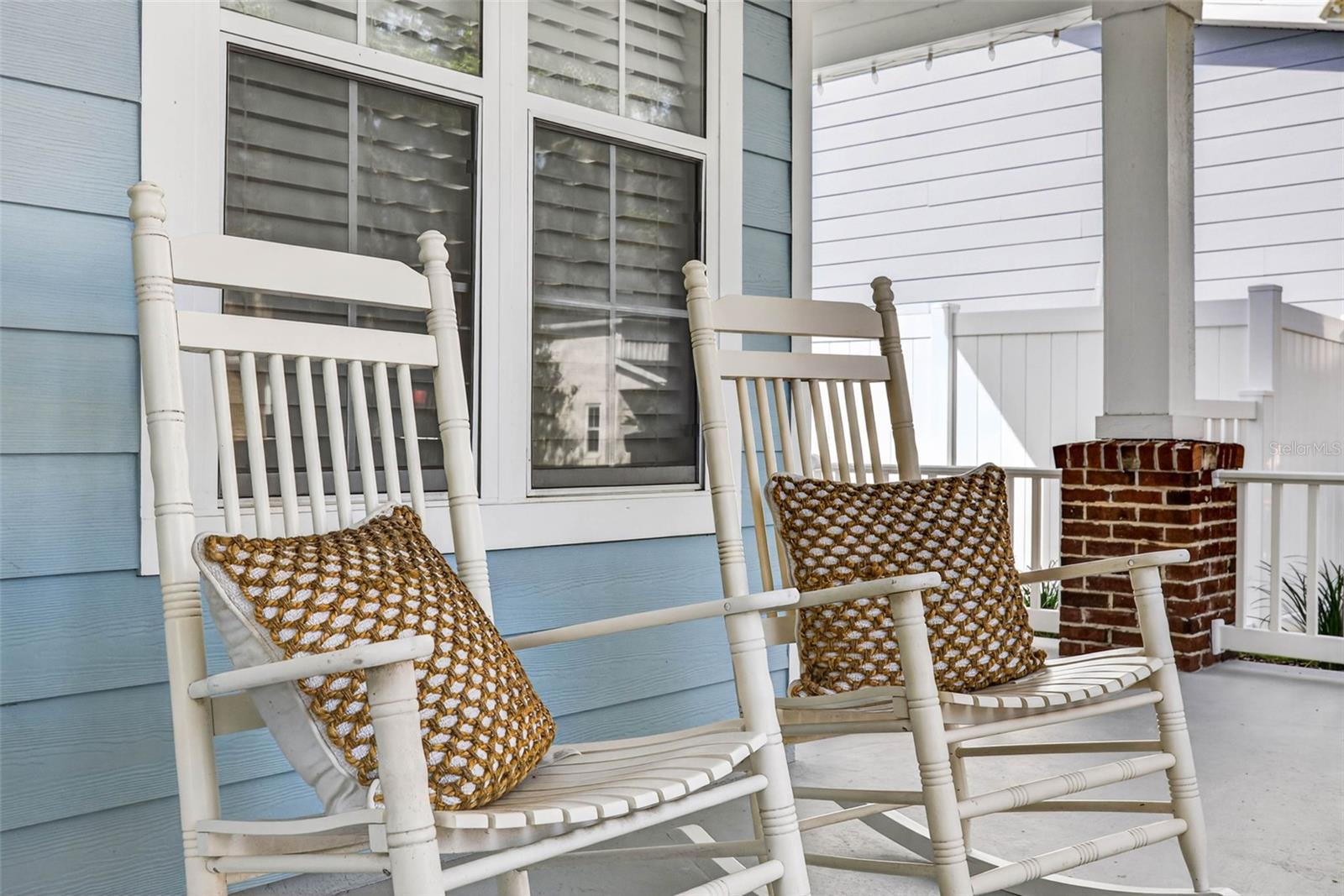 Image 6 of 55 For 6450 Ashville Dr