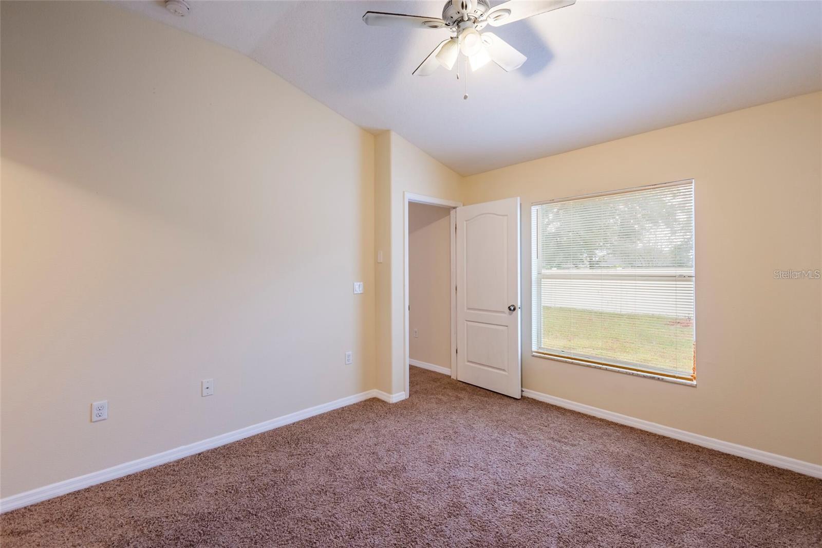 Image 10 of 18 For 8117 Alamosa Wood Avenue