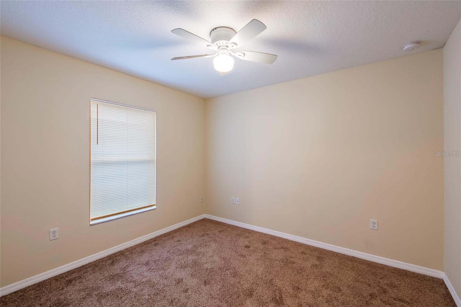 Image 12 of 18 For 8117 Alamosa Wood Avenue