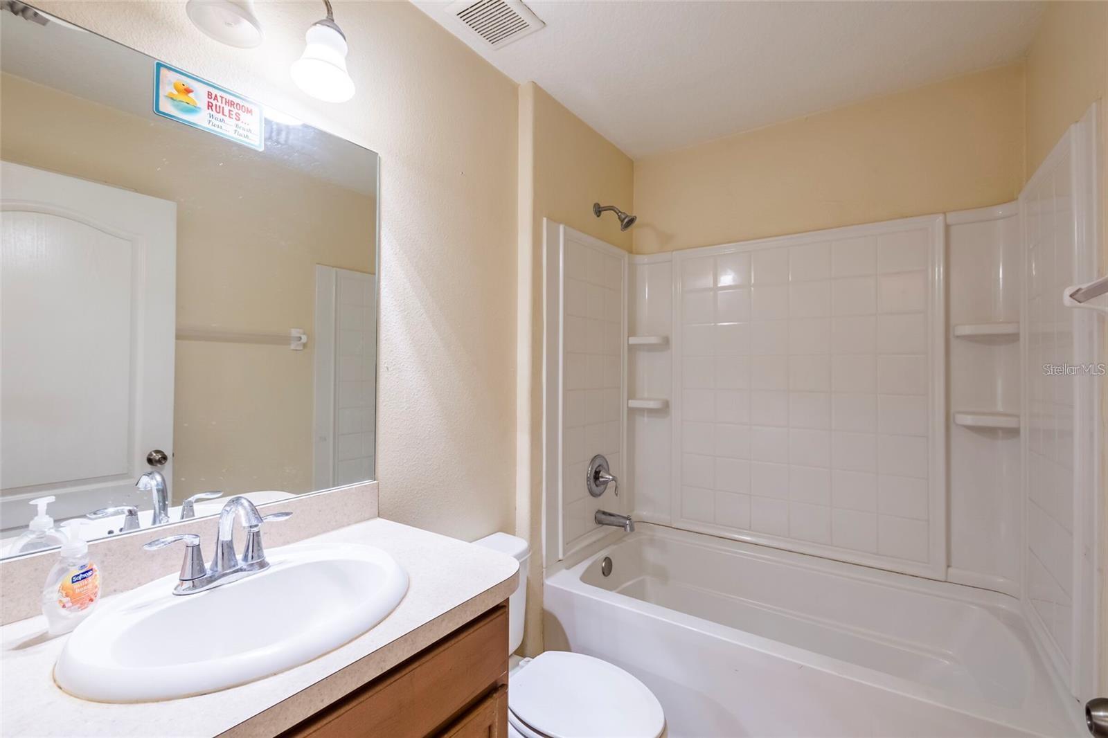 Image 13 of 18 For 8117 Alamosa Wood Avenue