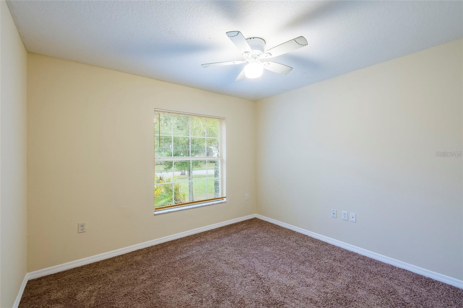 Image 16 of 18 For 8117 Alamosa Wood Avenue