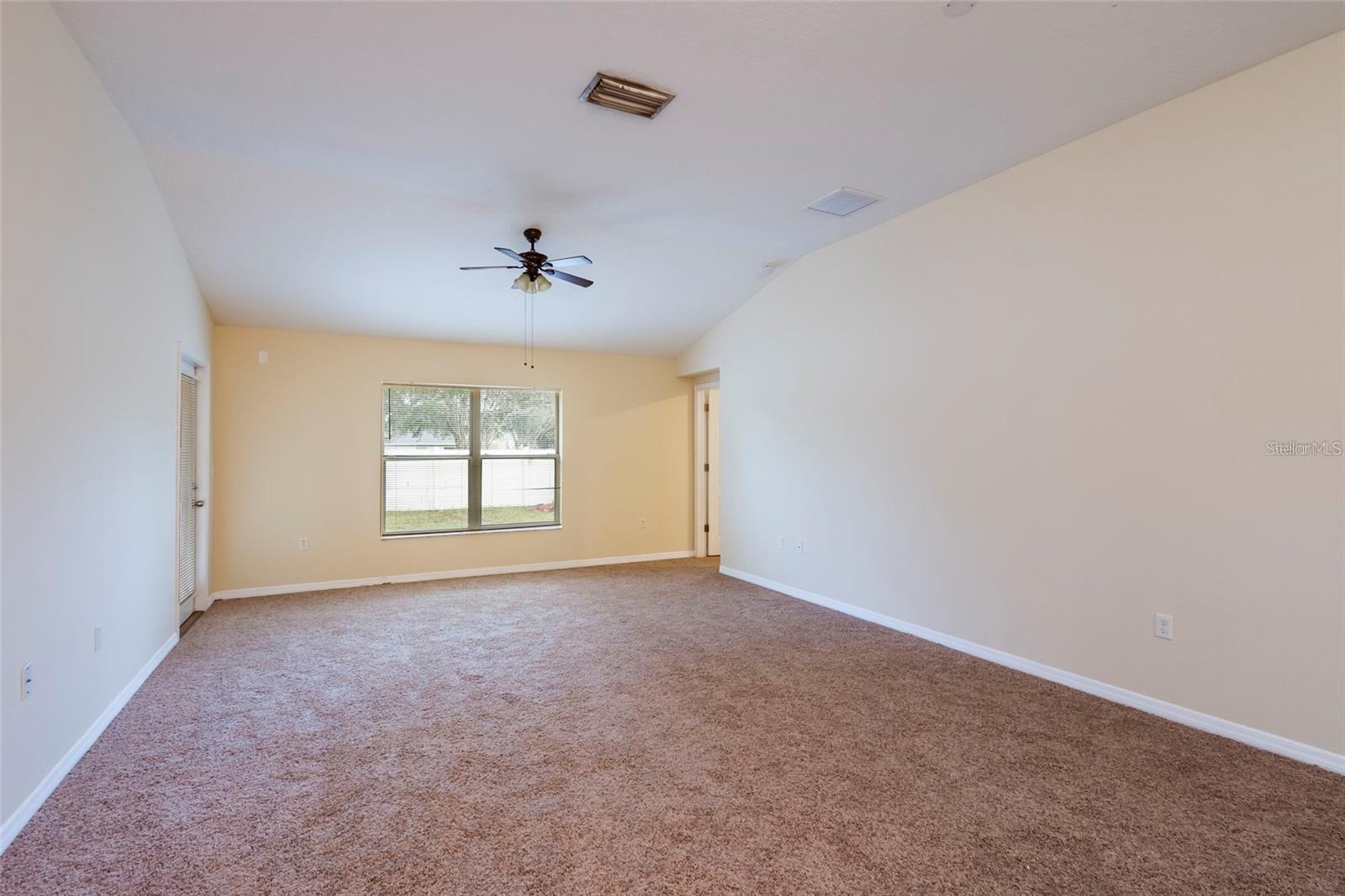 Image 7 of 18 For 8117 Alamosa Wood Avenue