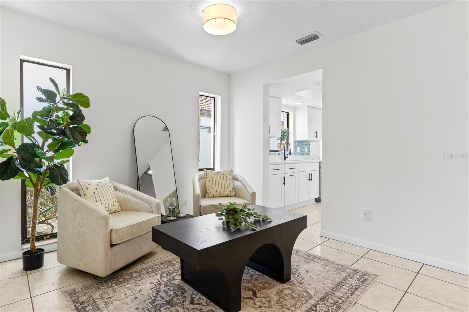 Image 4 of 28 For 11508 Robles Del Rio Place