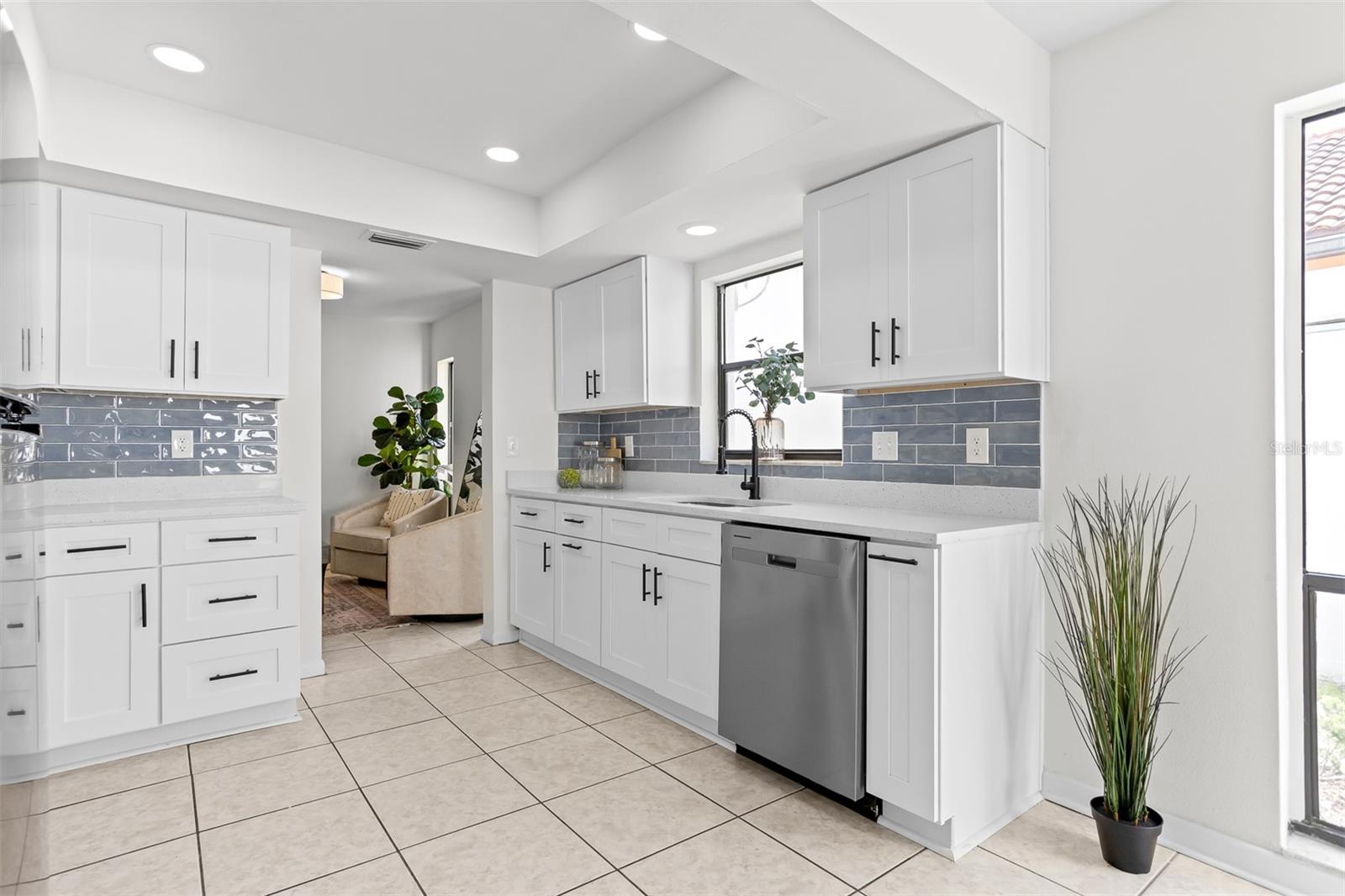 Image 7 of 28 For 11508 Robles Del Rio Place