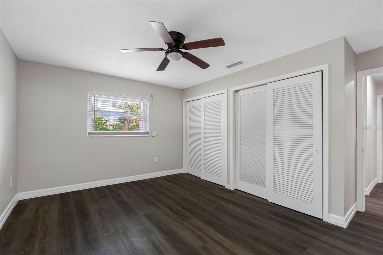 Listing photo id 22 for 624 Orange Street