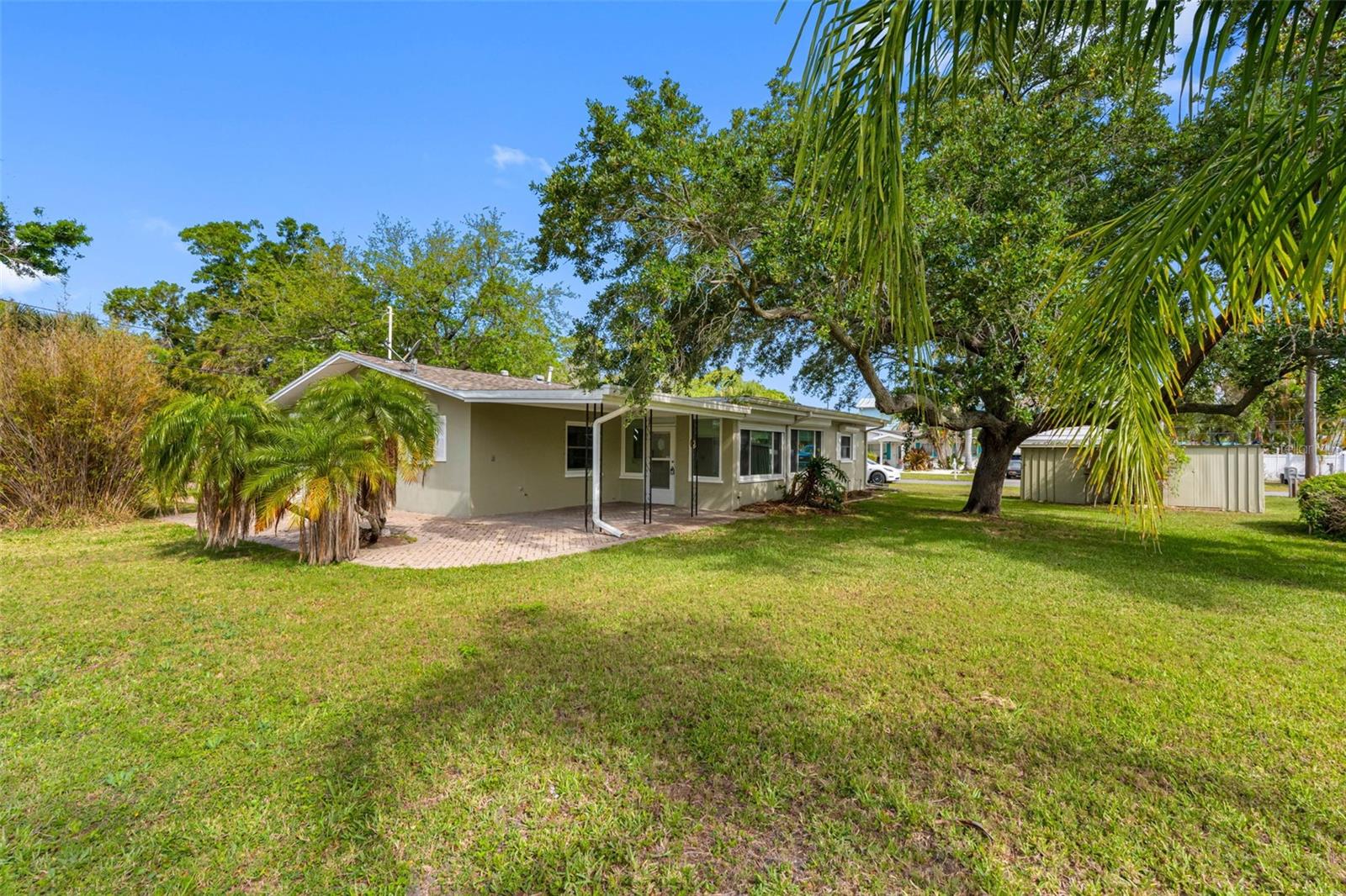 Listing photo id 34 for 624 Orange Street