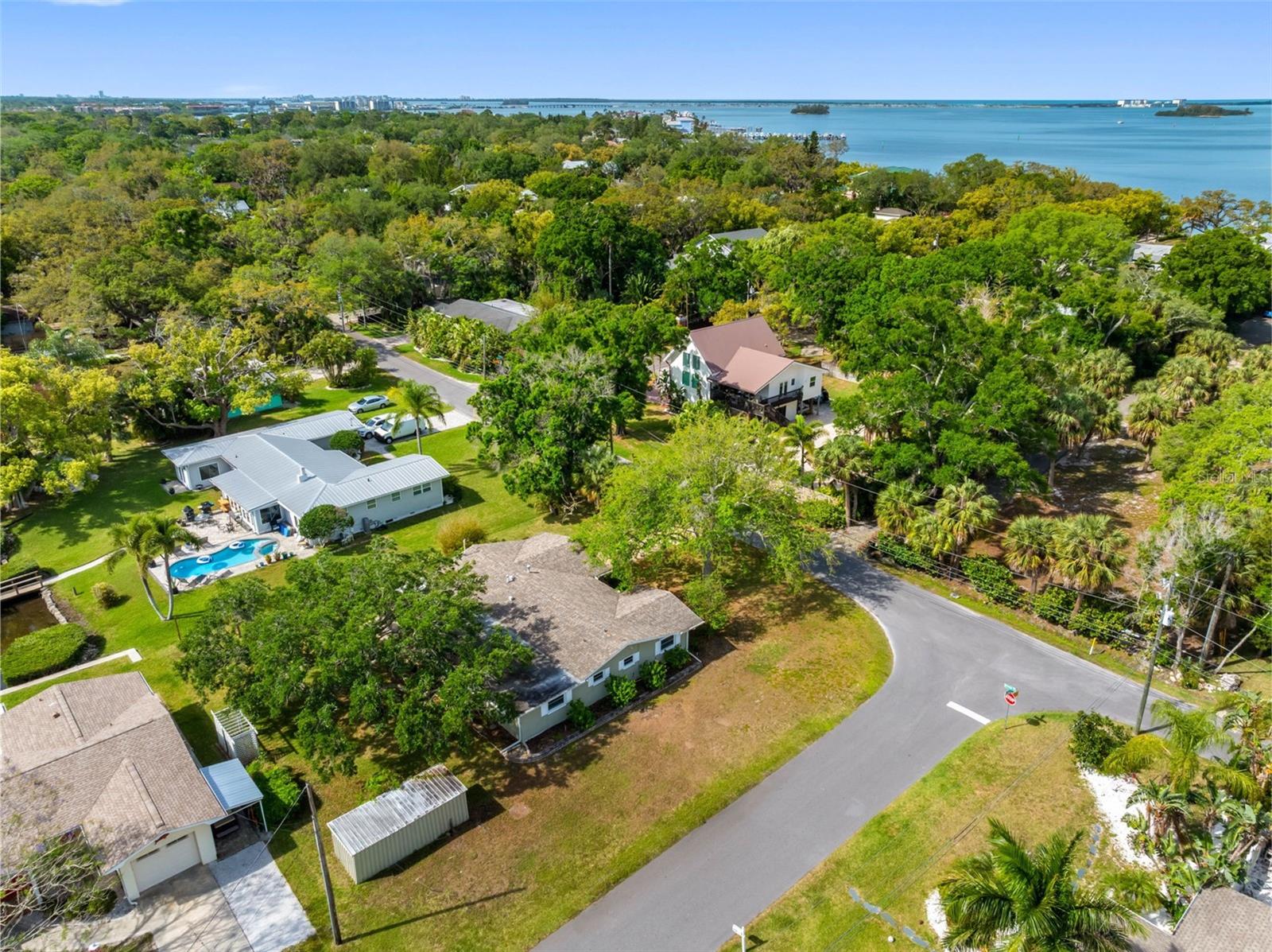 Listing photo id 40 for 624 Orange Street