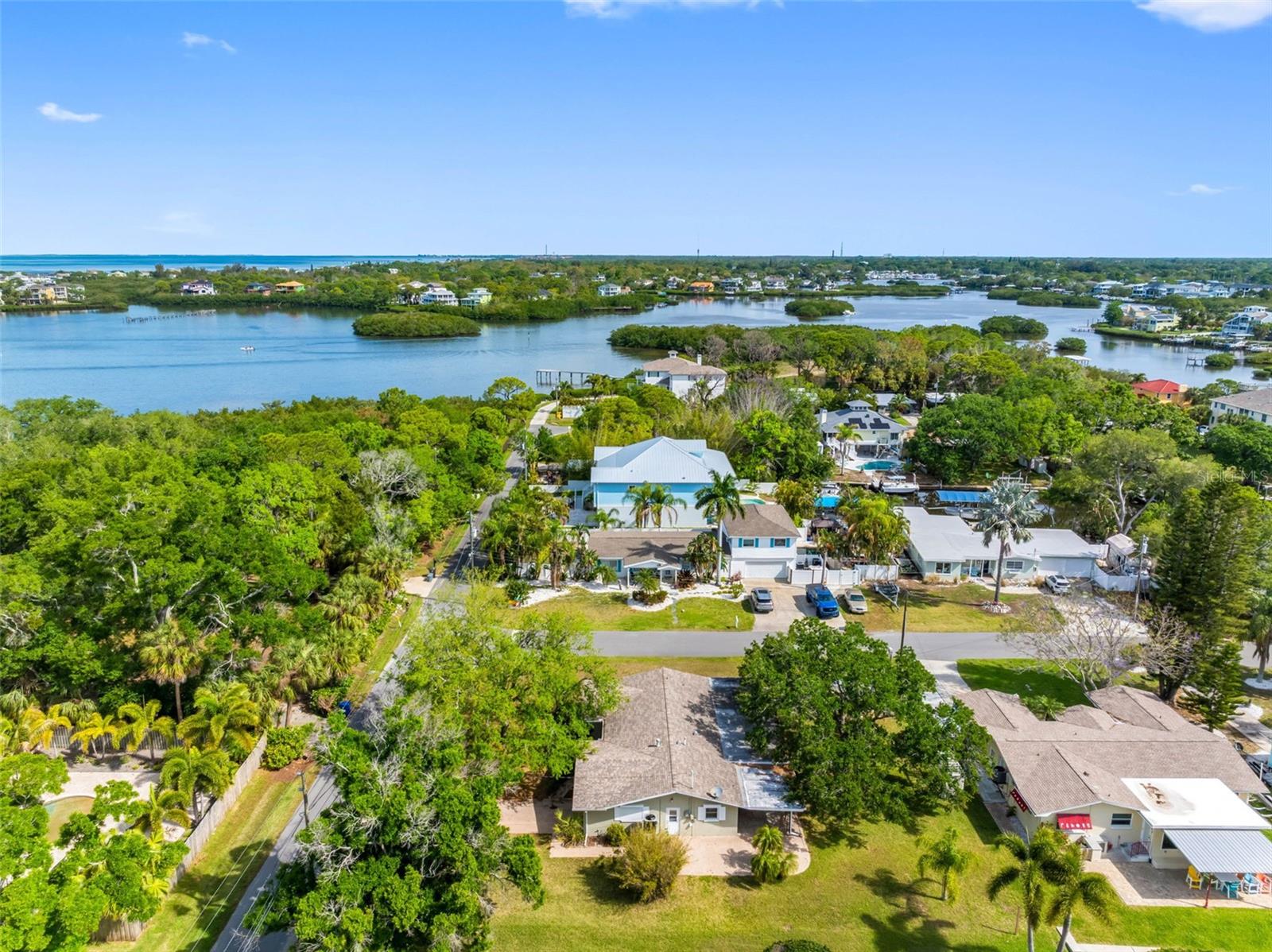 Listing photo id 43 for 624 Orange Street