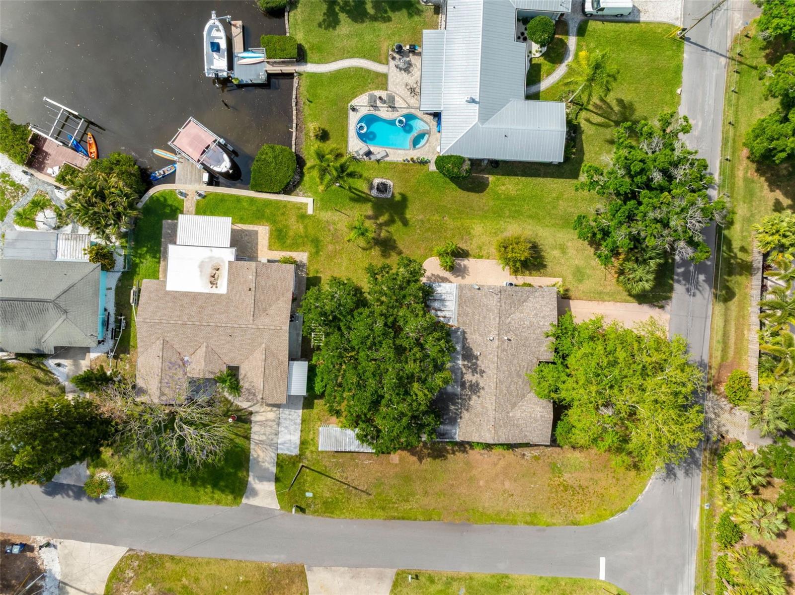 Listing photo id 44 for 624 Orange Street