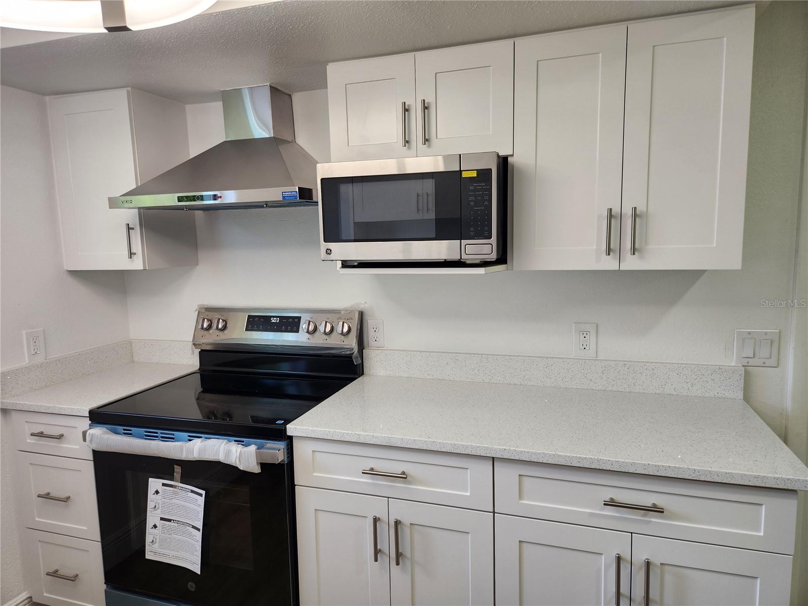 Image 3 of 7 For 6239 7th Avenue