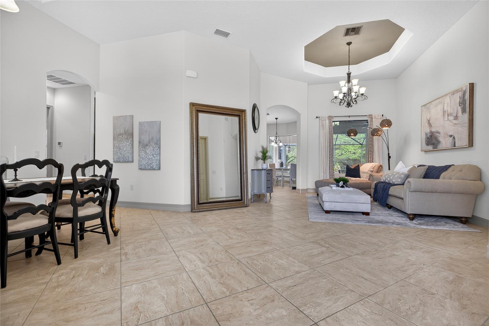 Listing photo id 10 for 1607 Abyss Drive