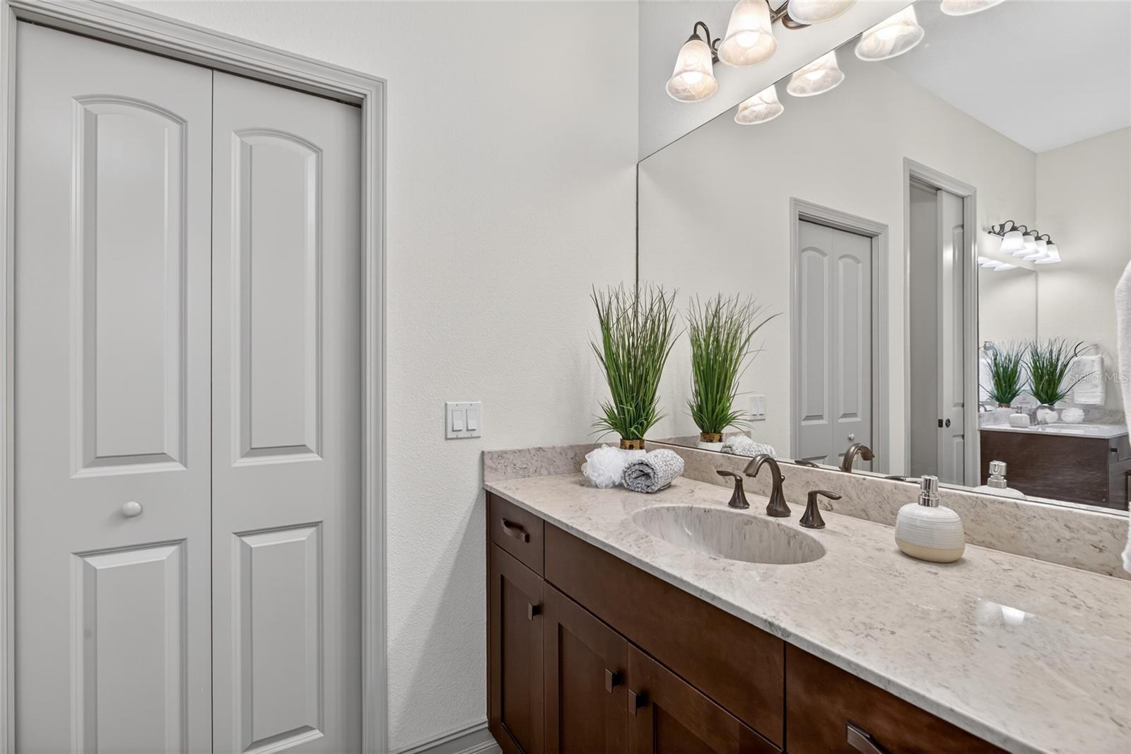 Listing photo id 28 for 1607 Abyss Drive