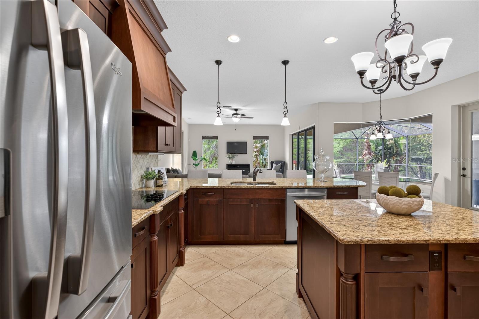 Listing photo id 38 for 1607 Abyss Drive